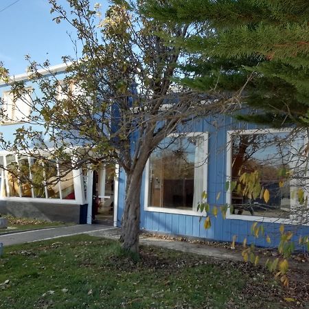 Hostal Los Pinos Puerto Natales Dış mekan fotoğraf