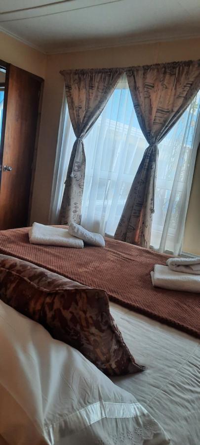 Hostal Los Pinos Puerto Natales Dış mekan fotoğraf
